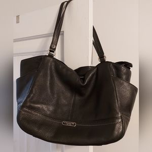 Coach black leather purse medium bag genuine leather satin green lining